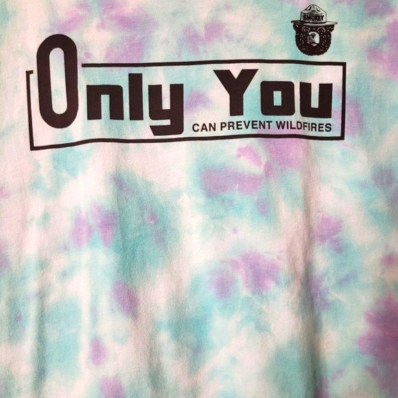 "Only You Can Prevent Wildfires" Tie-Dye Cropped t-sh - Picture 6 of 7